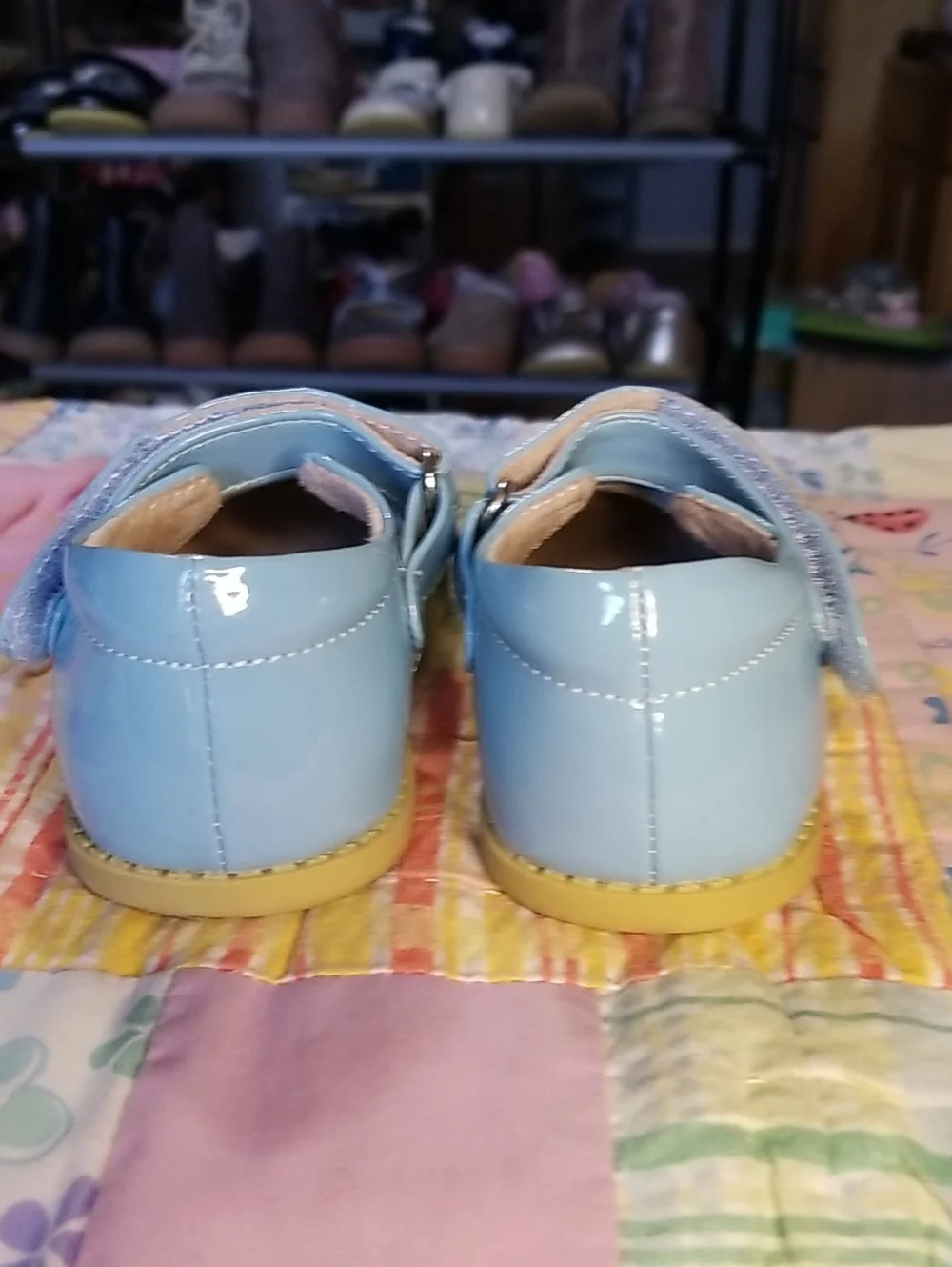 Livie & Luca Light Blue Mary Jane W/light Yellow Cutouts Size 7 Petals
